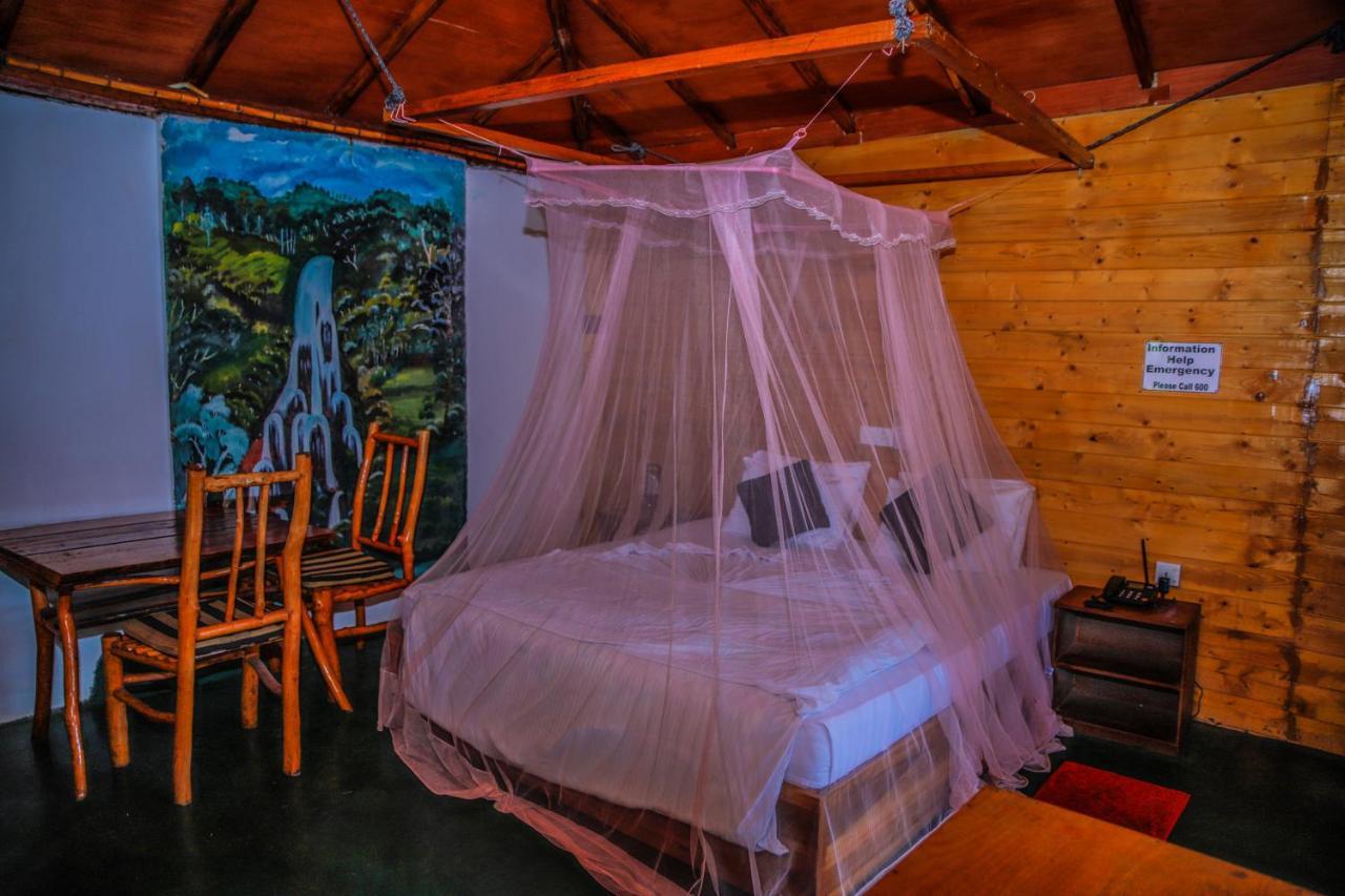 Ella Bamboo Cabana Bagian luar foto